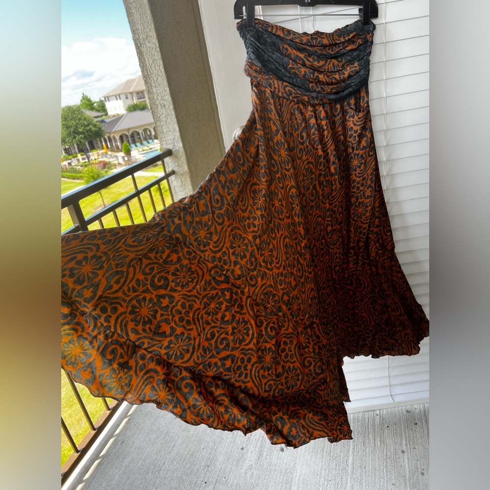 Midi dress- flowy with a stretch back
